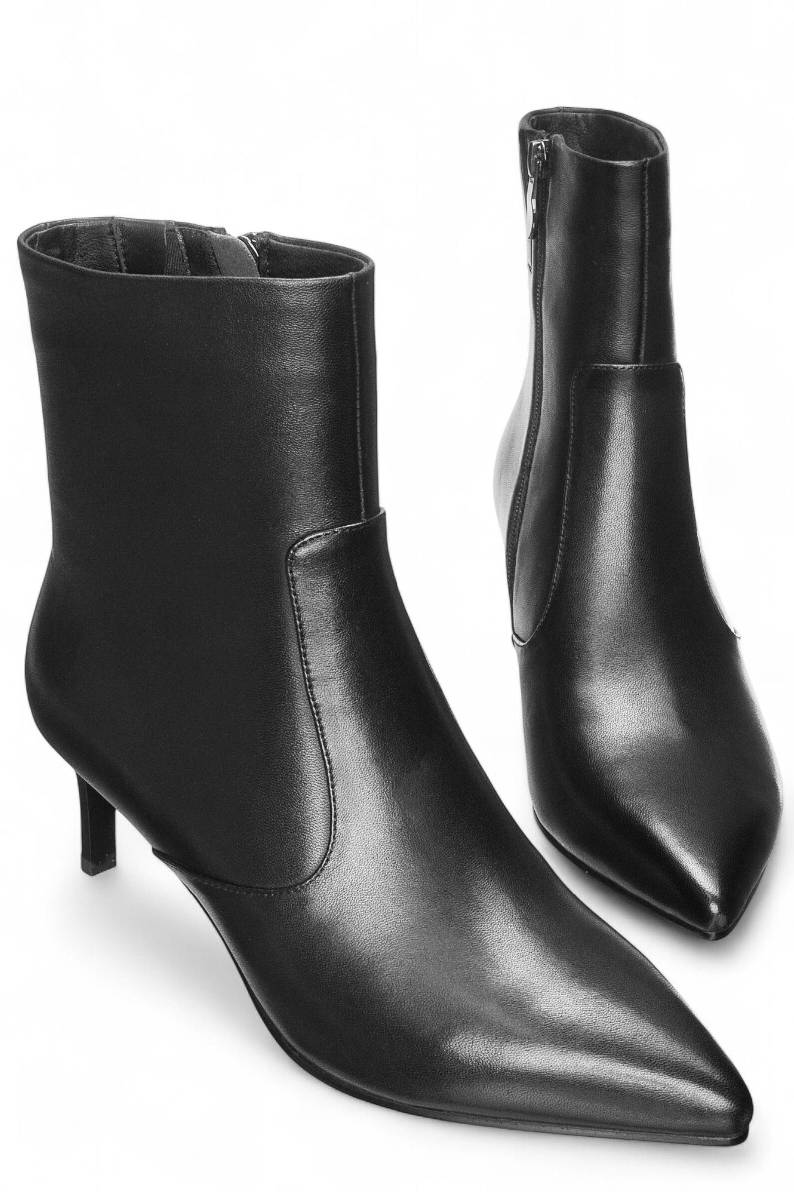 Ботинки жен. АРТ.23A563-60B-Y008,чер,н.к/байка